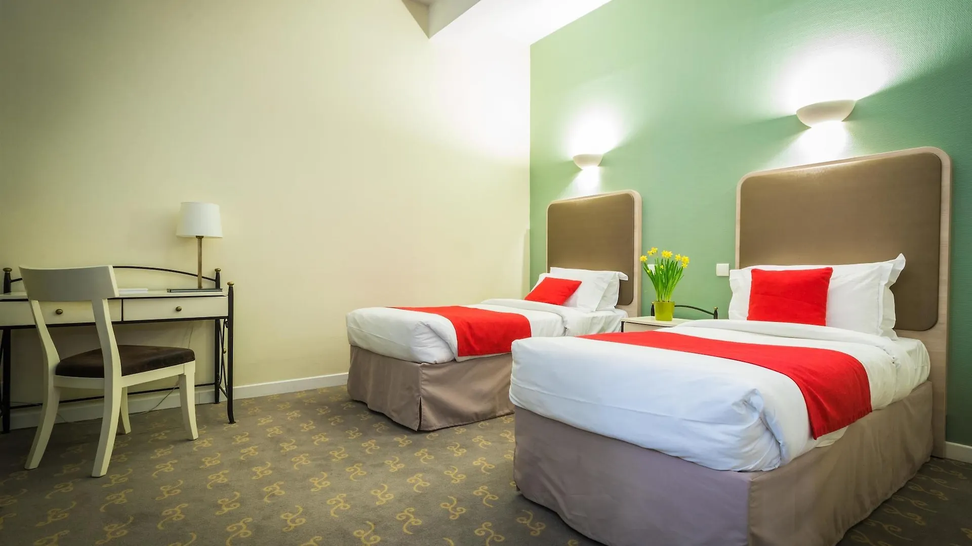Best Western Hotel De France Bourg-en-Bresse 3*,